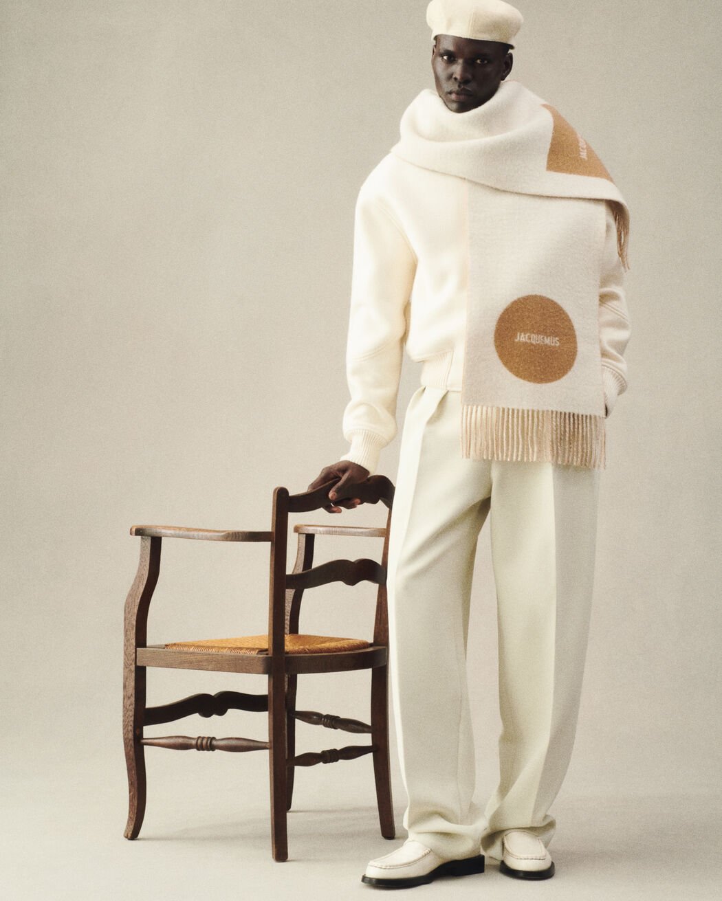 The Rond Carré scarf jacquemus the rond carr scarf