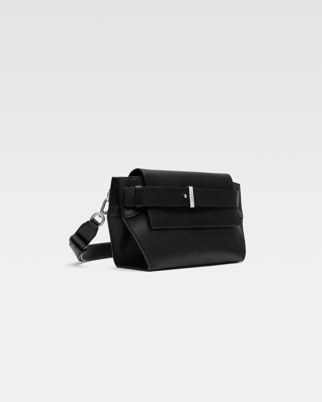 حقيبة Le Messenger Capri jacquemus حقيبة le messenger capri