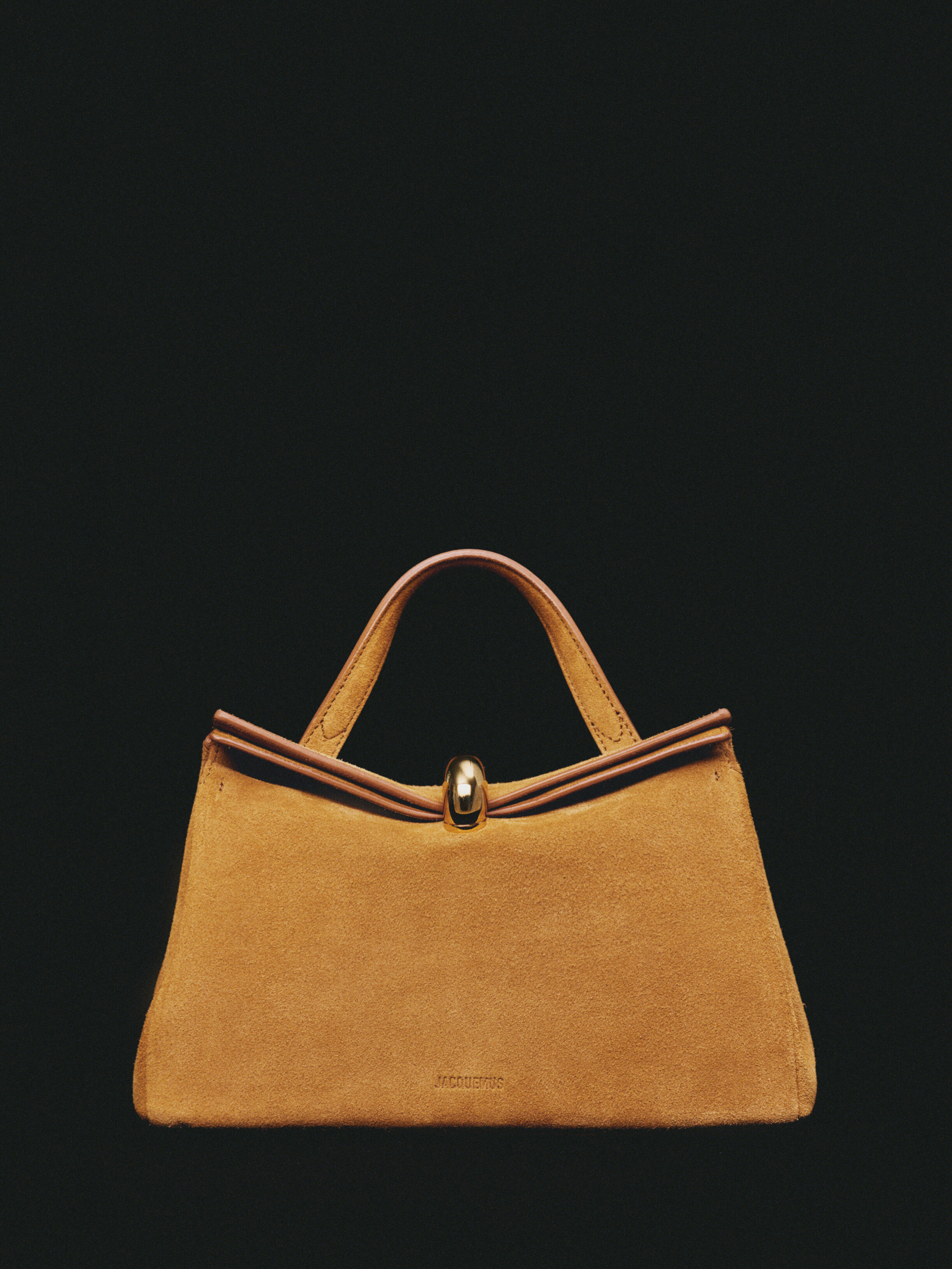 The small Valérie, Camel | JACQUEMUS UAE