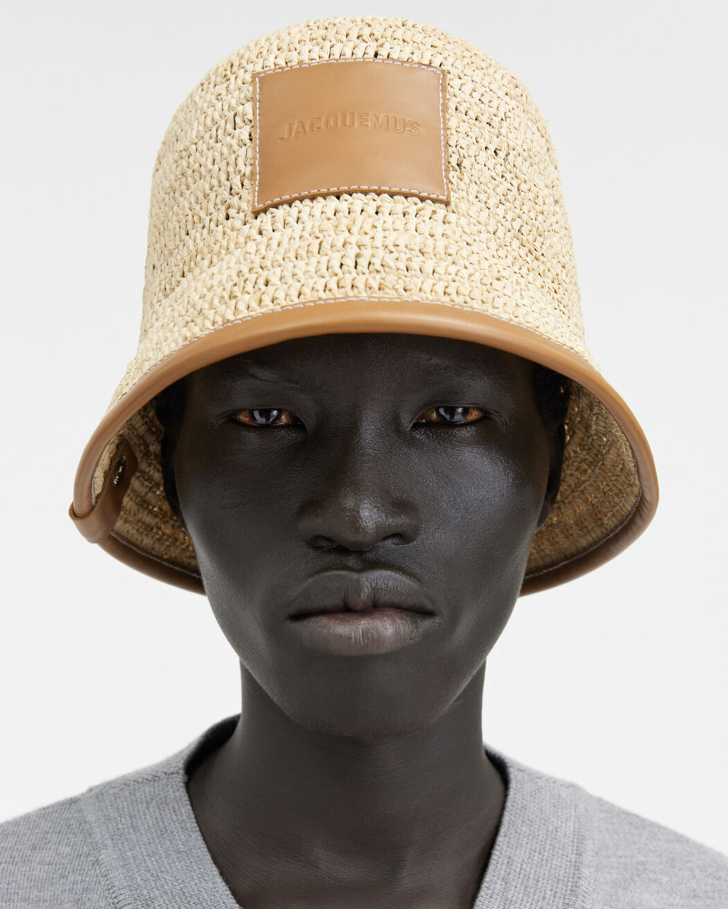 The Soli bucket hat jacquemus the soli bucket hat
