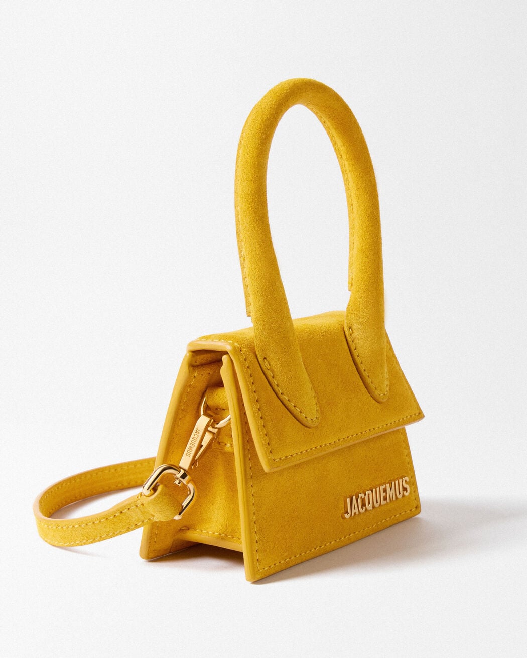 The Chiquito jacquemus the chiquito