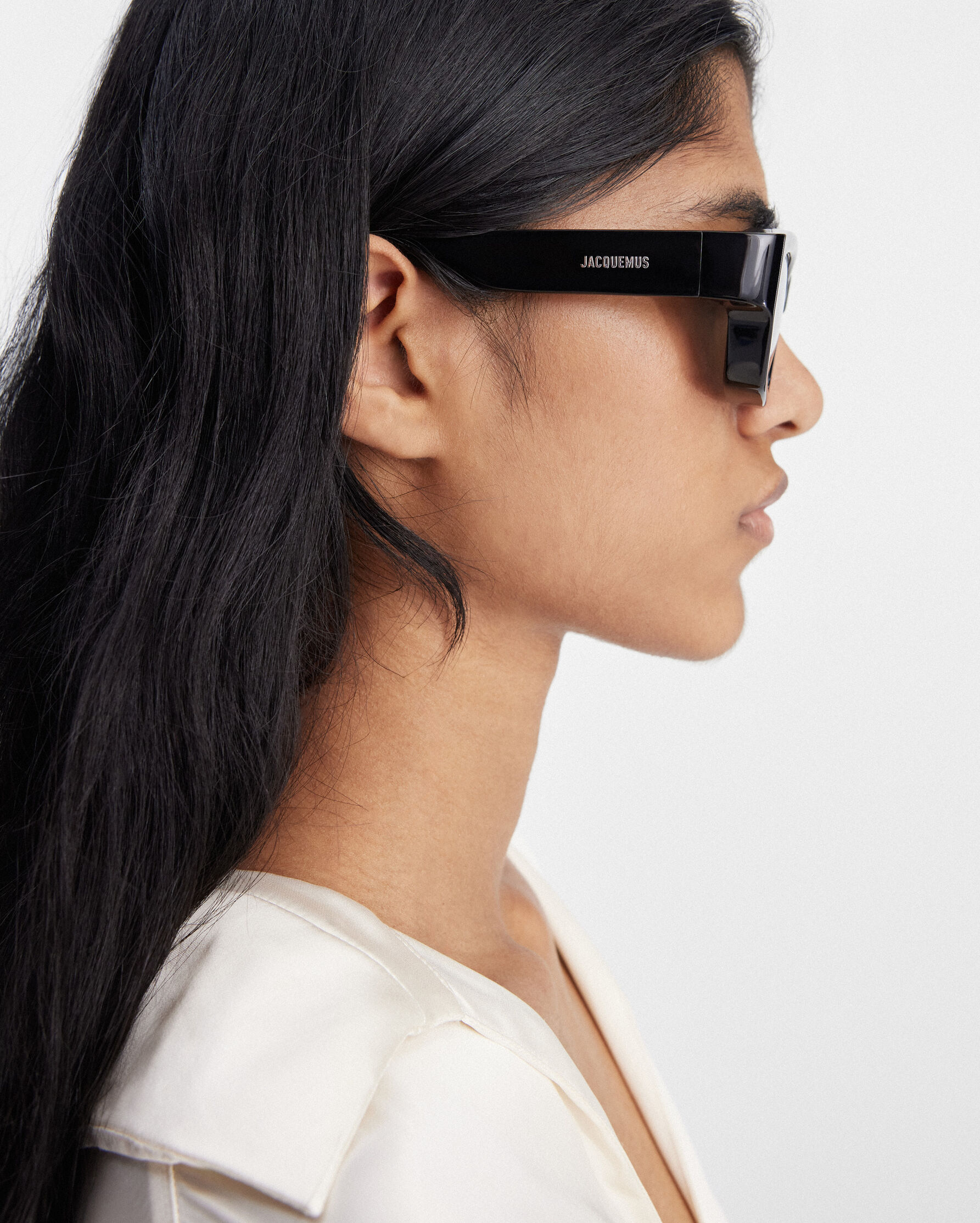 Jacquemus Oversized Tortoiseshell Frame Meridiano Sunglasses - NWT The Meridiano sunglasses, Black | JACQUEMUS UAE main image 3