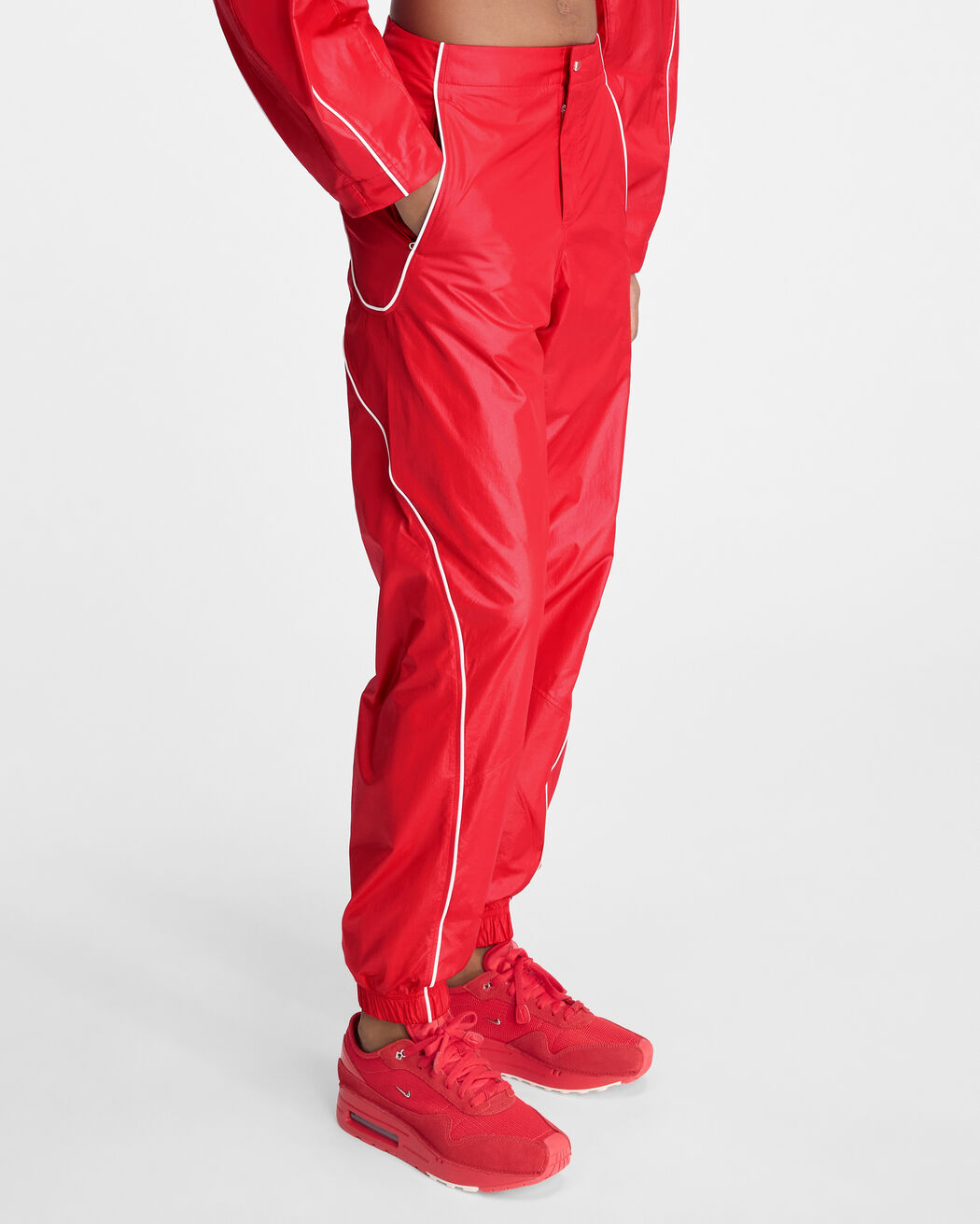 The JACQUEMUS+NIKE track pants the jacquemus nike track pants