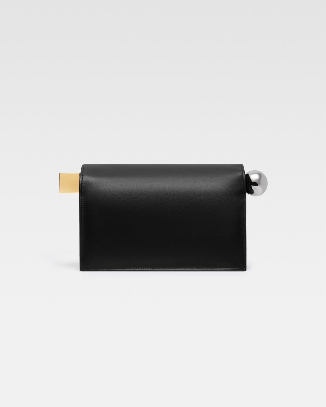 The Rond Carré clutch jacquemus the rond carr clutch