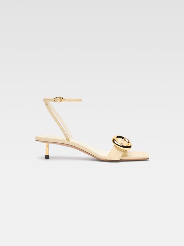 حذاء Les Sandales Regalo Basses jacquemus حذاء les sandales regalo basses