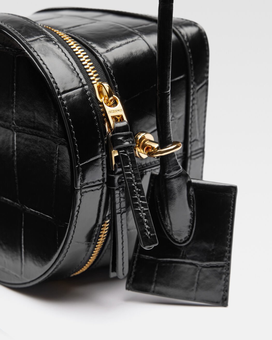 حقيبة Le Vanito jacquemus حقيبة le vanito