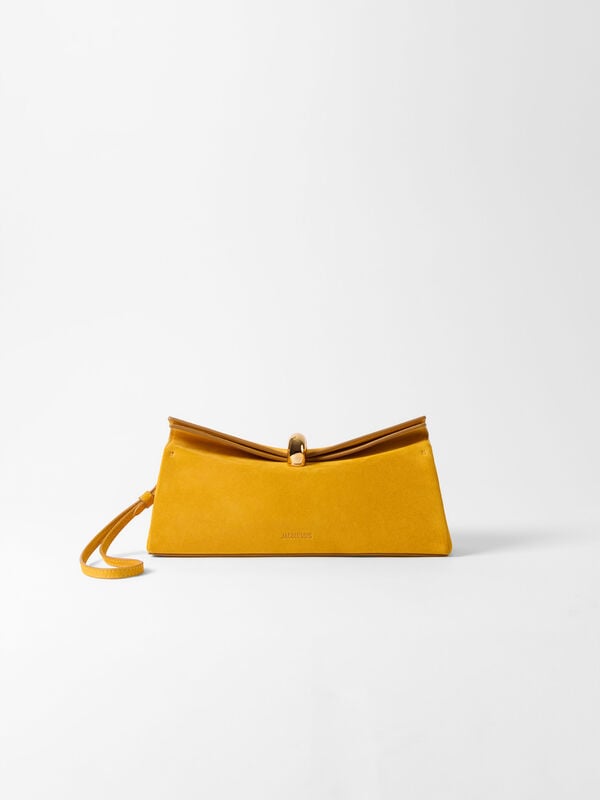 The Valérie clutch jacquemus the val rie clutch