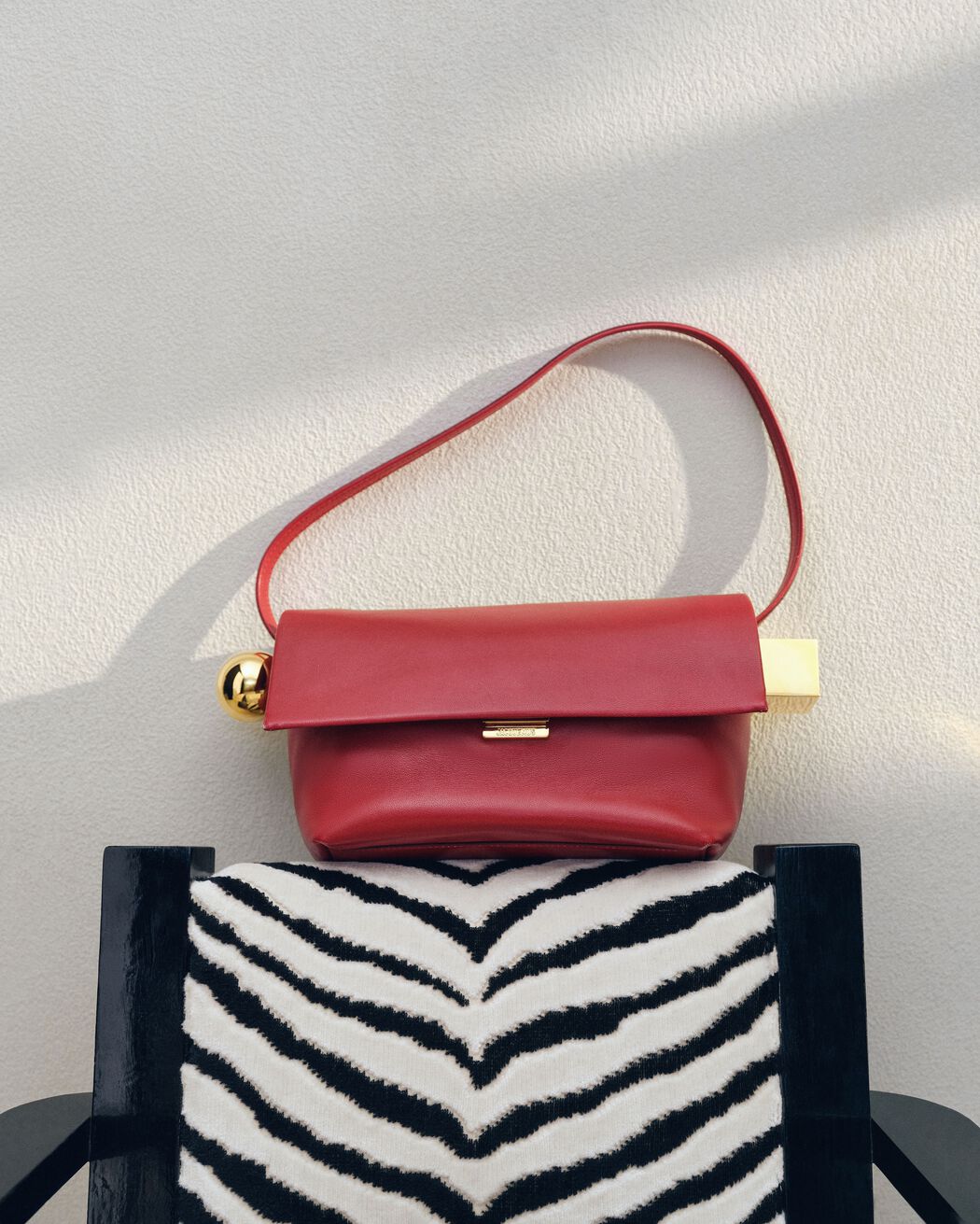 The Rond Carré jacquemus the rond carr