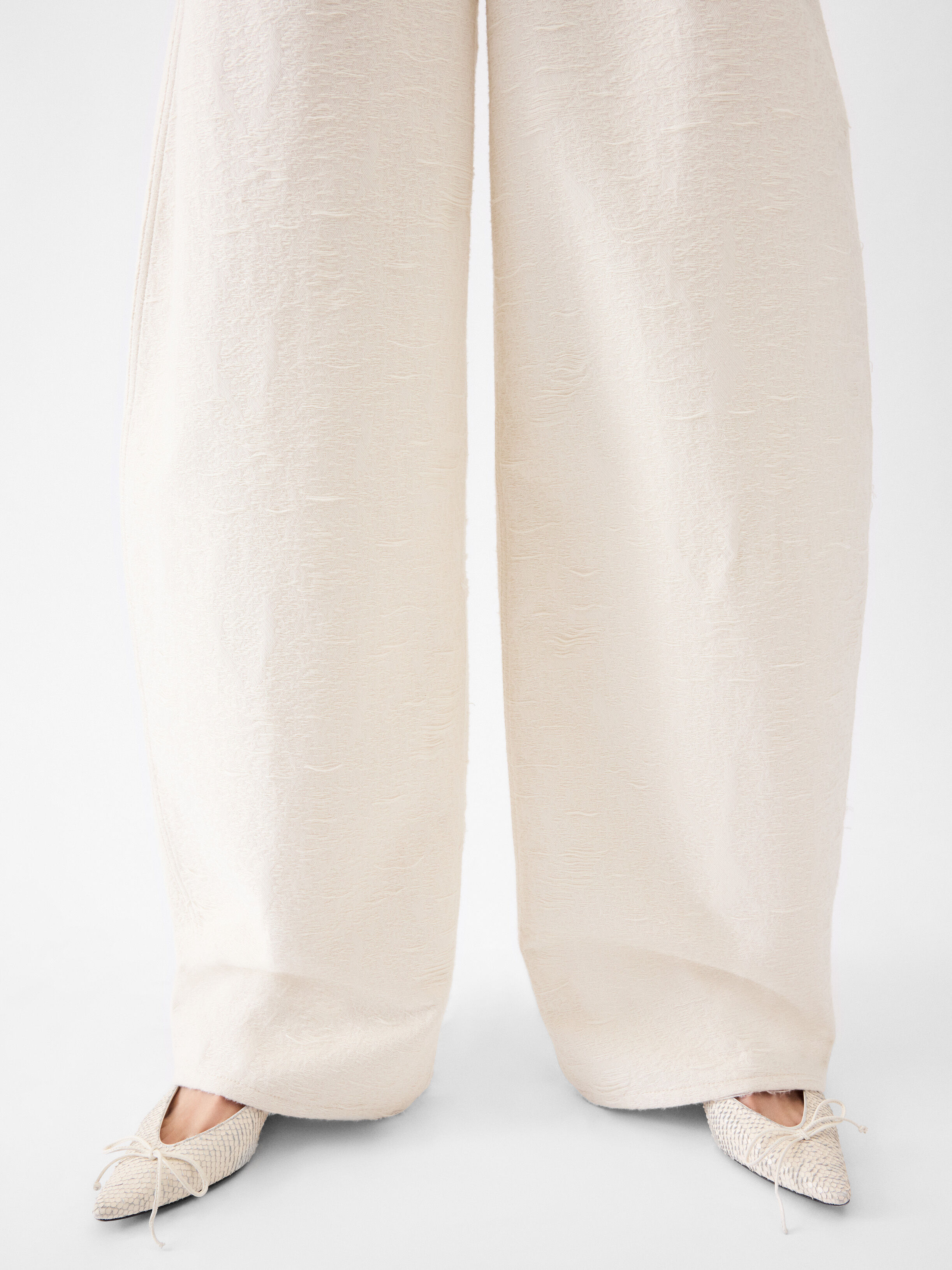 Shop Trousers & Shorts for Women | JACQUEMUS UAE