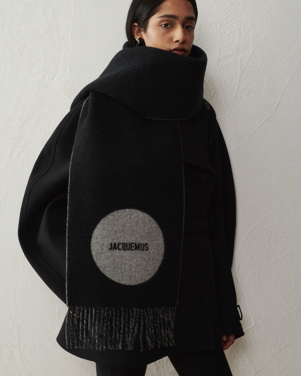 The Rond Carré scarf jacquemus the rond carr scarf