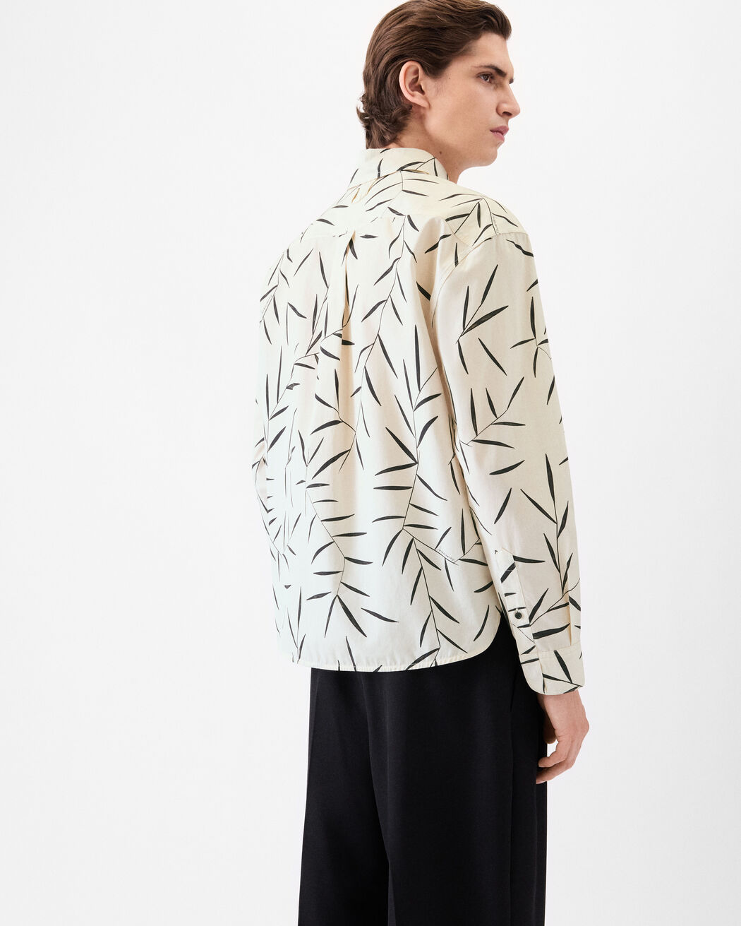 The Simon long-sleeve shirt jacquemus the simon long sleeve shirt