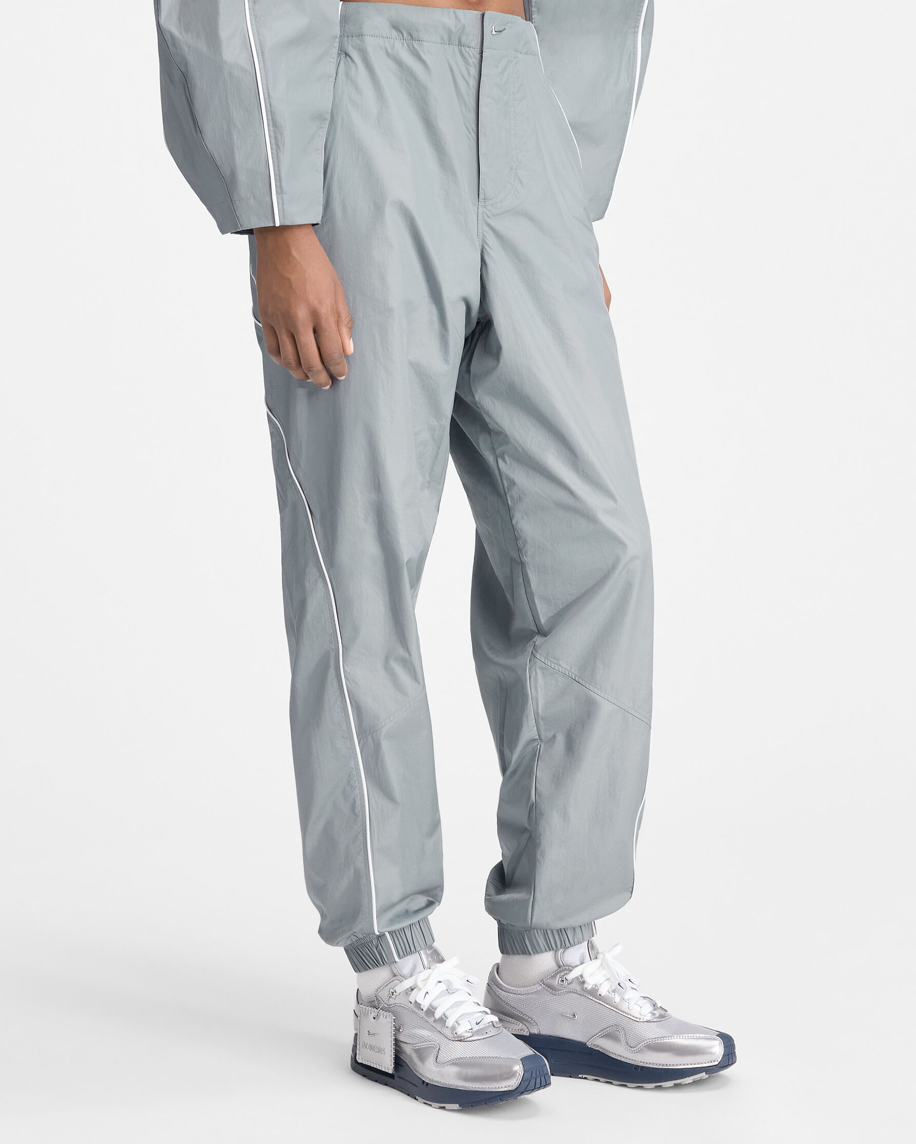 The JACQUEMUS+NIKE track pants, Grey | JACQUEMUS UAE