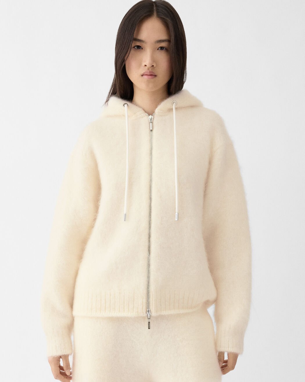 The Nuvola zipped cardigan jacquemus the nuvola zipped cardigan
