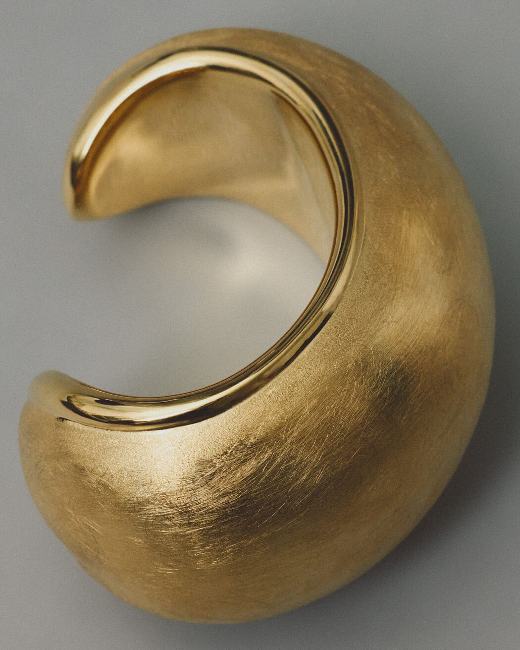 The Raisin bracelet jacquemus the raisin bracelet