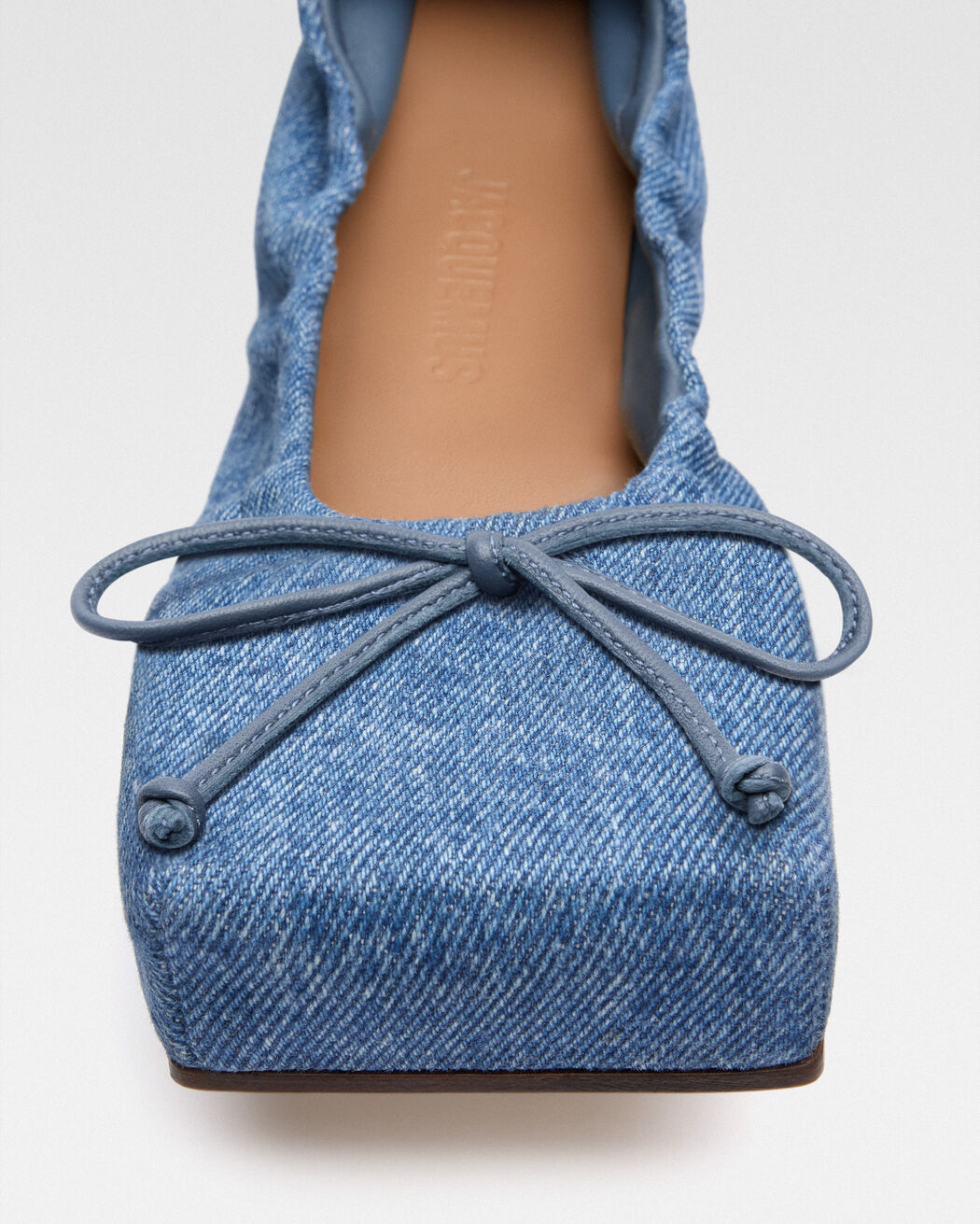 حذاء Les Ballerines Ballet jacquemus حذاء les ballerines ballet