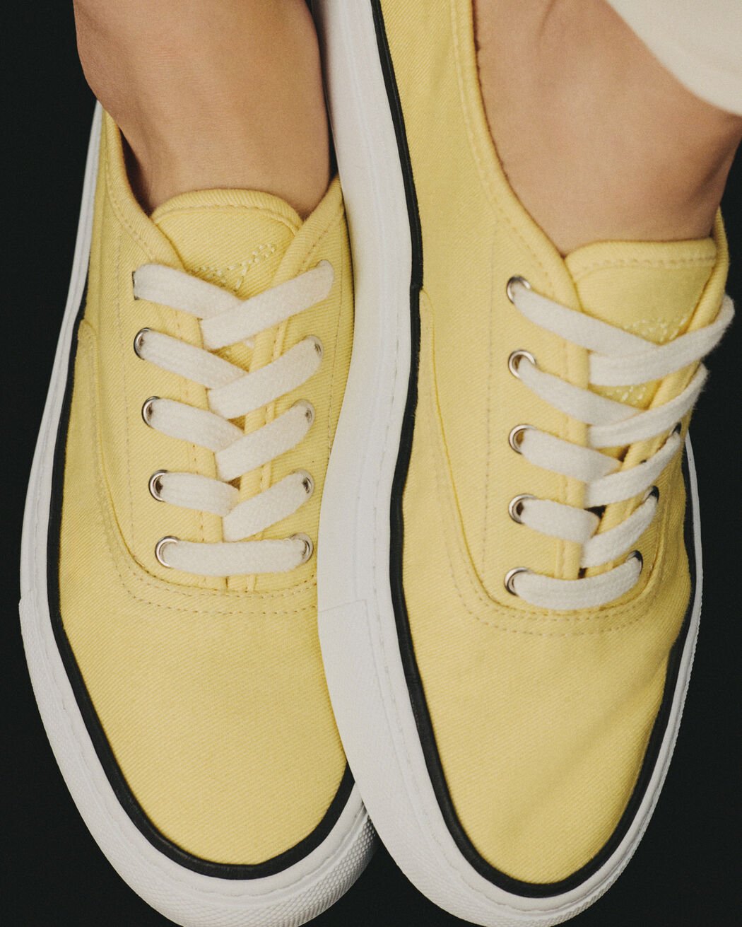 حذاء The Féfé jacquemus حذاء the f f