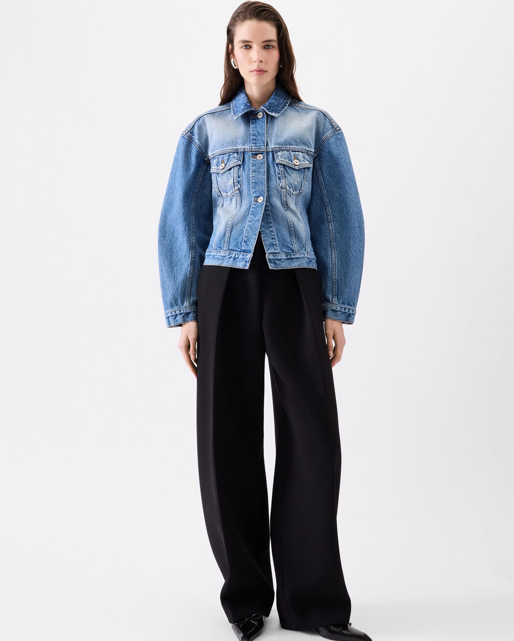The denim de-Nîmes jacket jacquemus the denim de n mes jacket