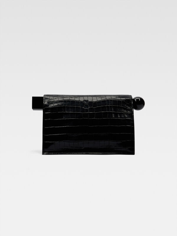 The Rond Carré clutch jacquemus the rond carr clutch