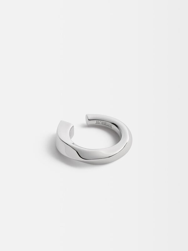 The Tourni ring jacquemus خاتم the tourni