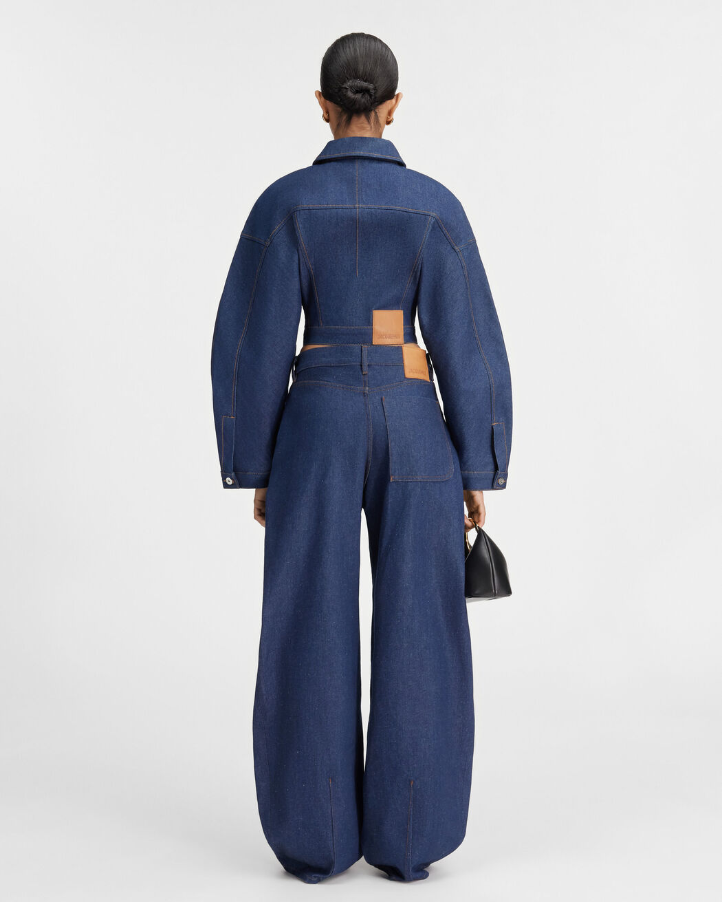 The Ovalo de-Nîmes denim pants jacquemus the ovalo de n mes denim pants