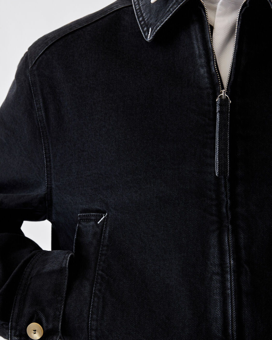 The de-Nîmes Canevas jacket jacquemus the de n mes canevas jacket