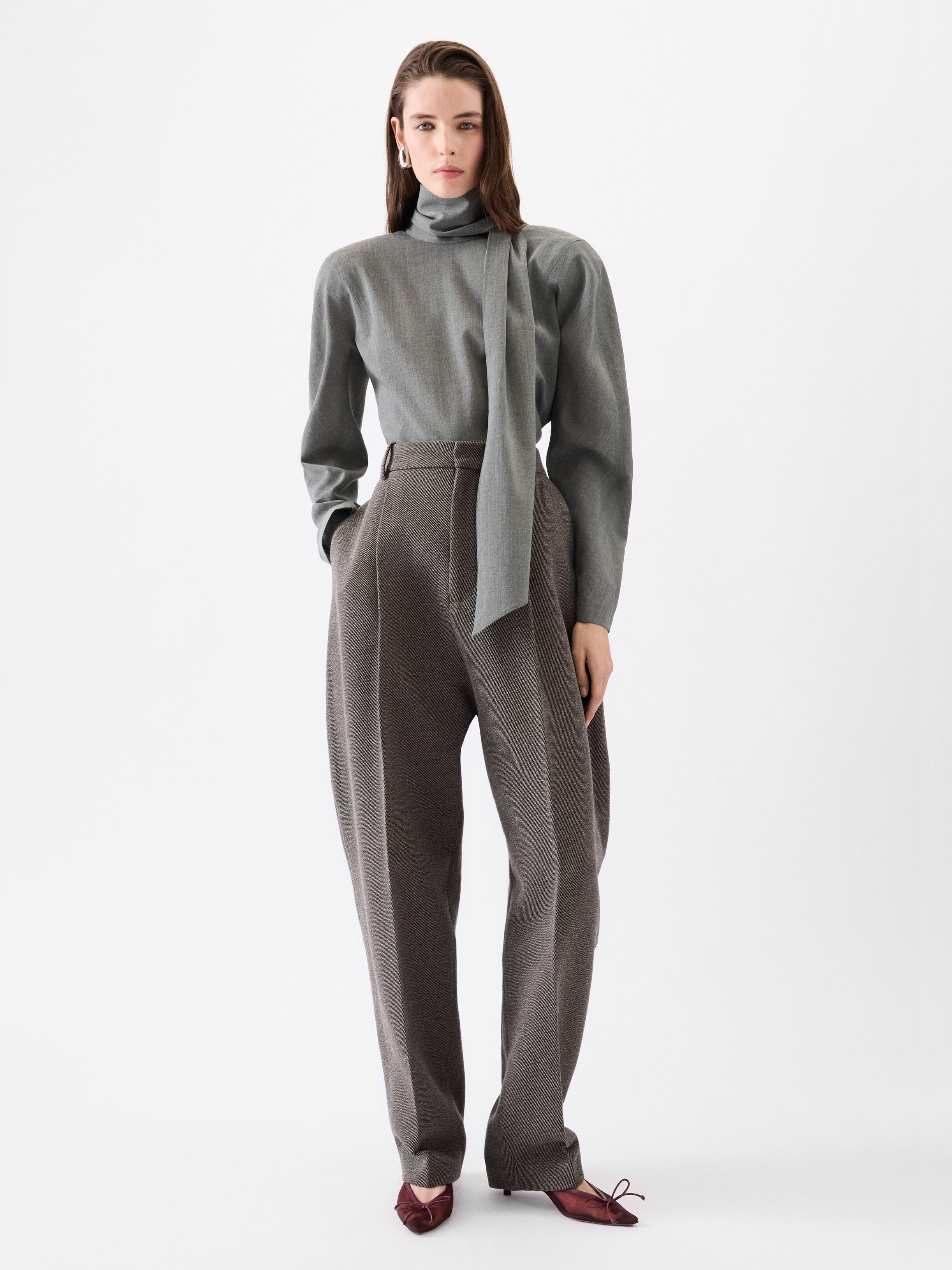 The Chale blouse, Grey | JACQUEMUS UAE