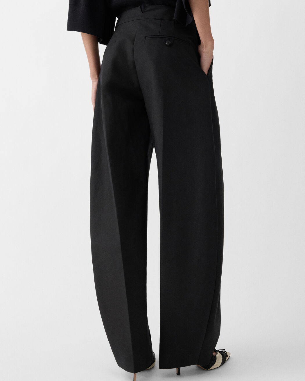 The Ovalo pants jacquemus the ovalo pants