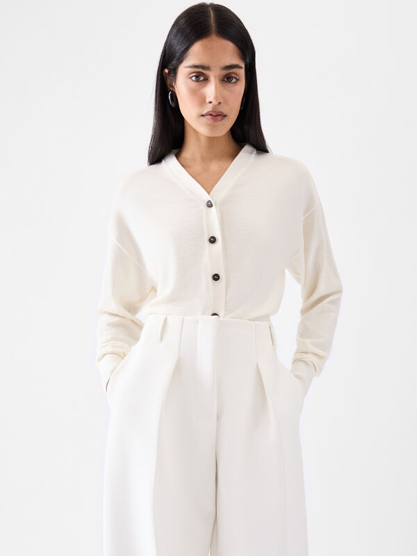 The embroidered cardigan jacquemus the embroidered cardigan