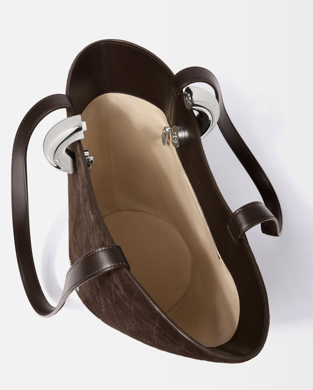 The medium Bambola jacquemus the medium bambola