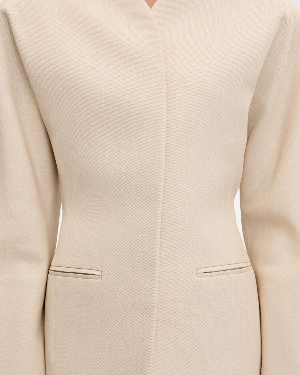 The Ovalo jacket jacquemus the ovalo jacket