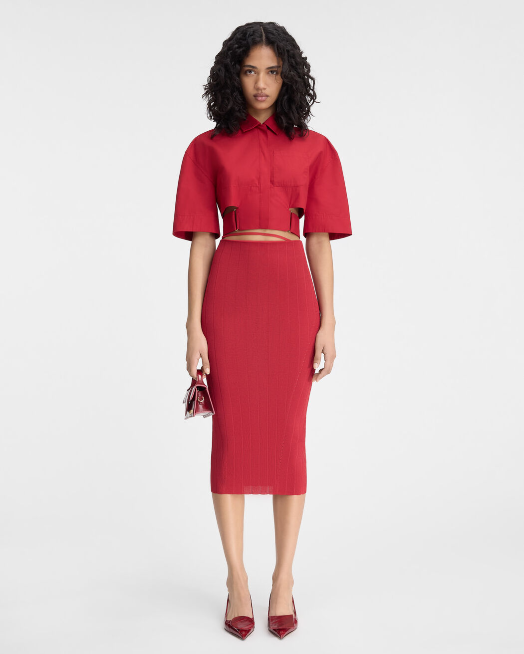 قميص La Chemise Courte Bari jacquemus قميص la chemise courte bari