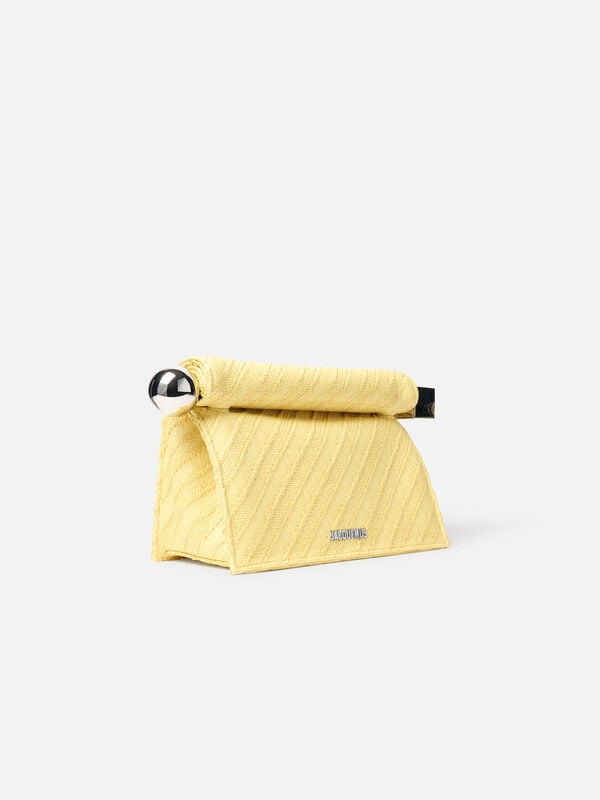The Rond Carré clutch jacquemus the rond carr clutch