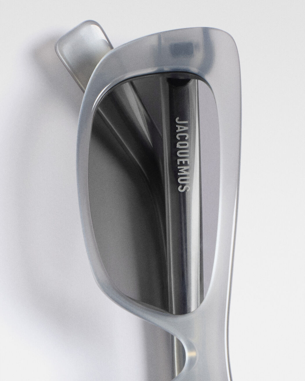 The Capri sunglasses jacquemus the capri sunglasses