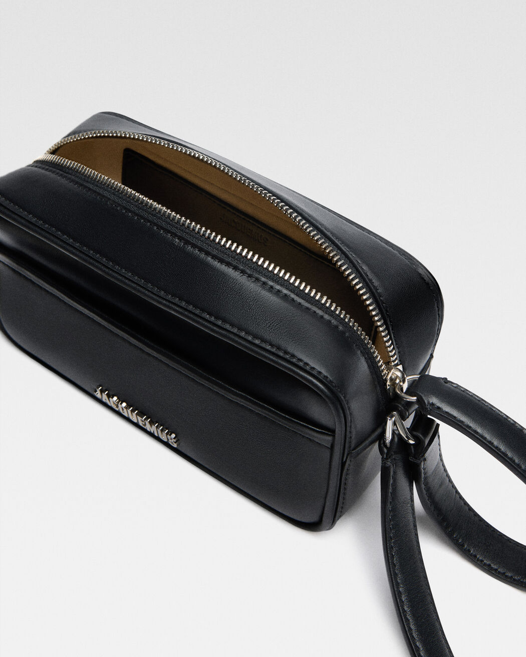 The Baneto حقيبة jacquemus the baneto حقيبة