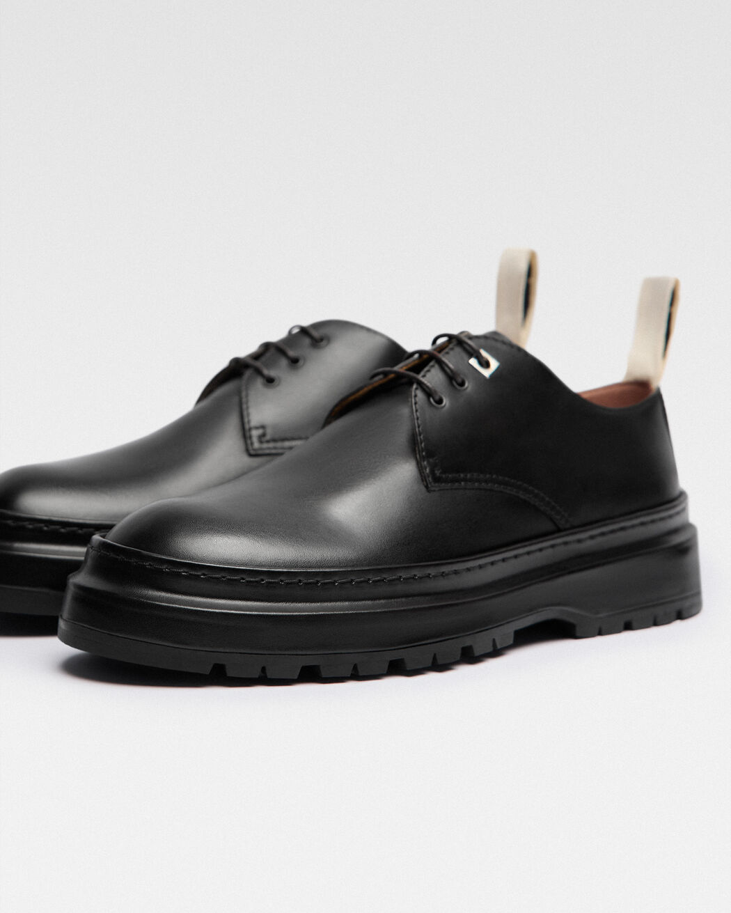 The Pavane derby shoes jacquemus the pavane derby shoes