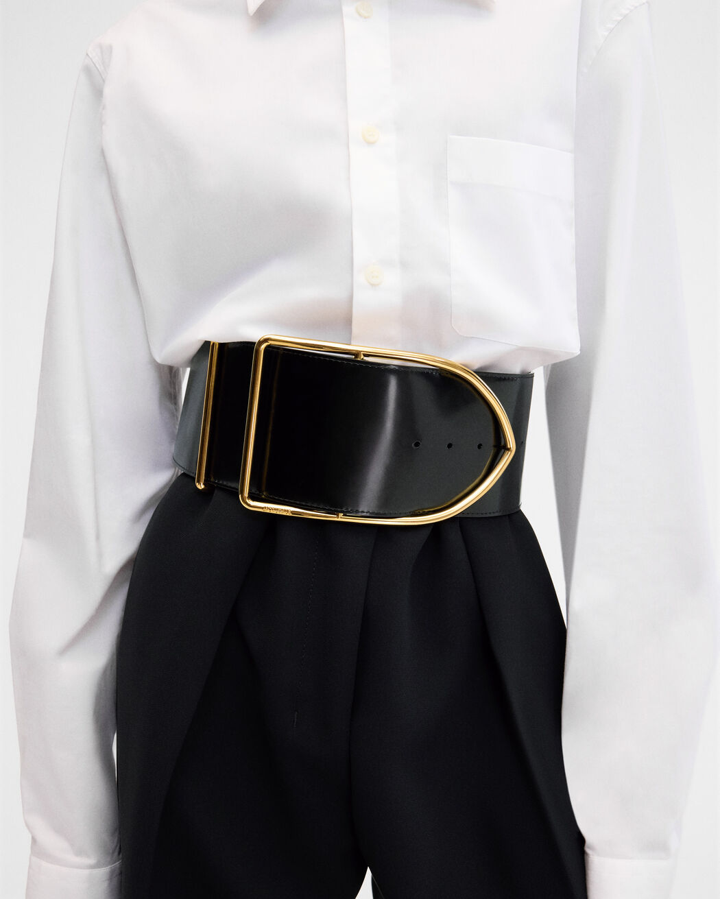 The maxi Bambino حزام jacquemus the maxi bambino حزام