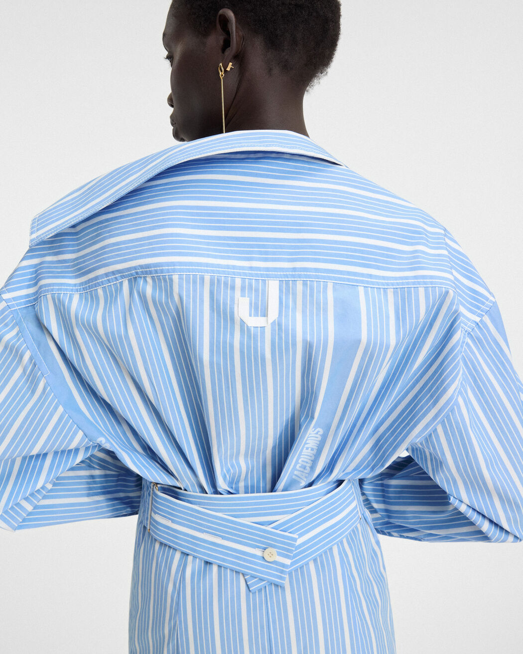 فستان La Mini Robe Chemise jacquemus فستان la mini robe chemise