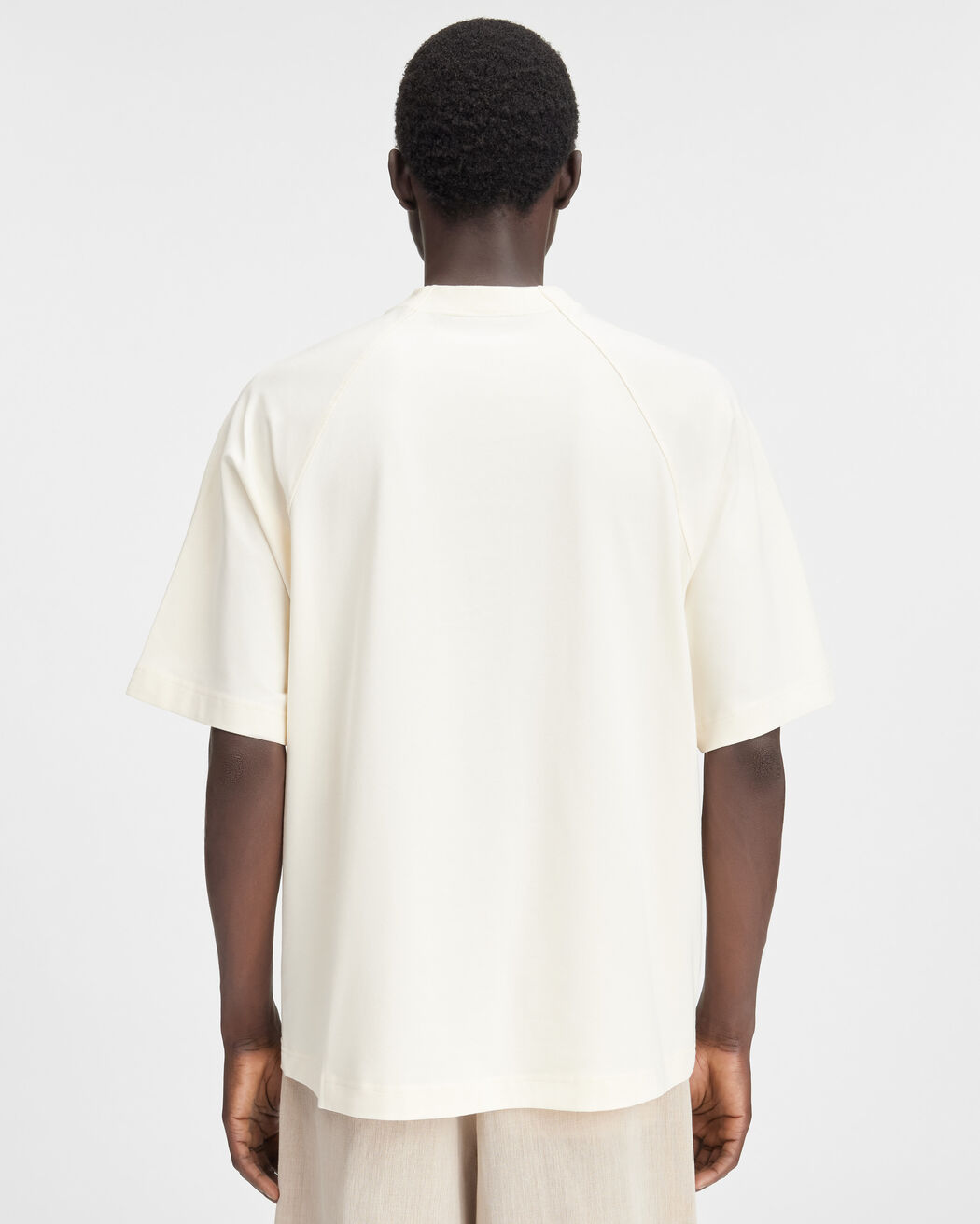 The Typo t-shirt jacquemus the typo t shirt