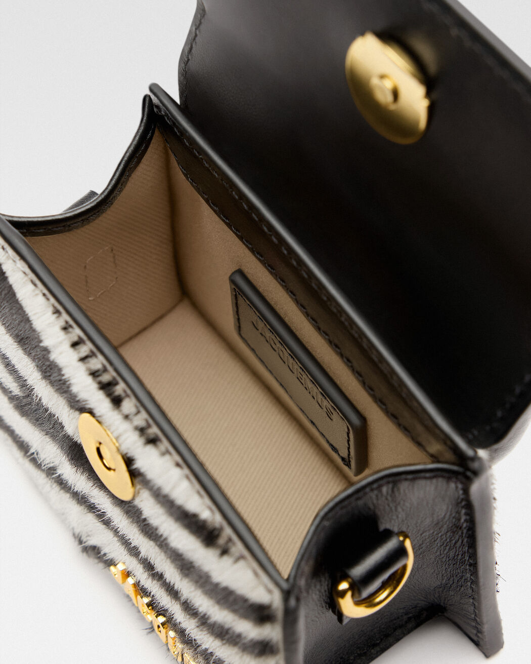 The Chiquito jacquemus the chiquito