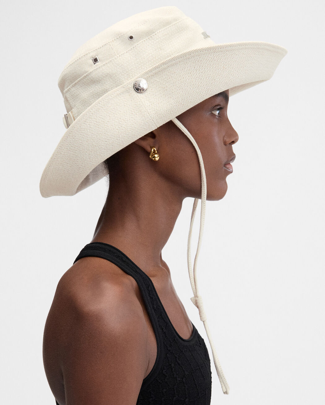 The de-Nîmes denim bucket hat jacquemus the de n mes denim bucket hat