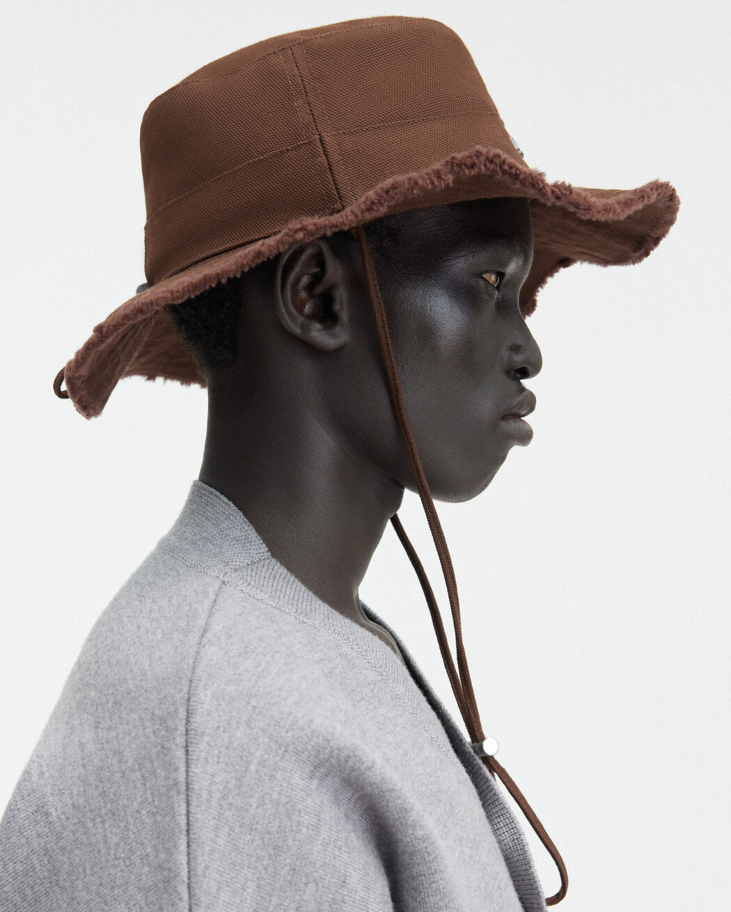 The Artichaut bucket قبعة jacquemus the artichaut bucket قبعة