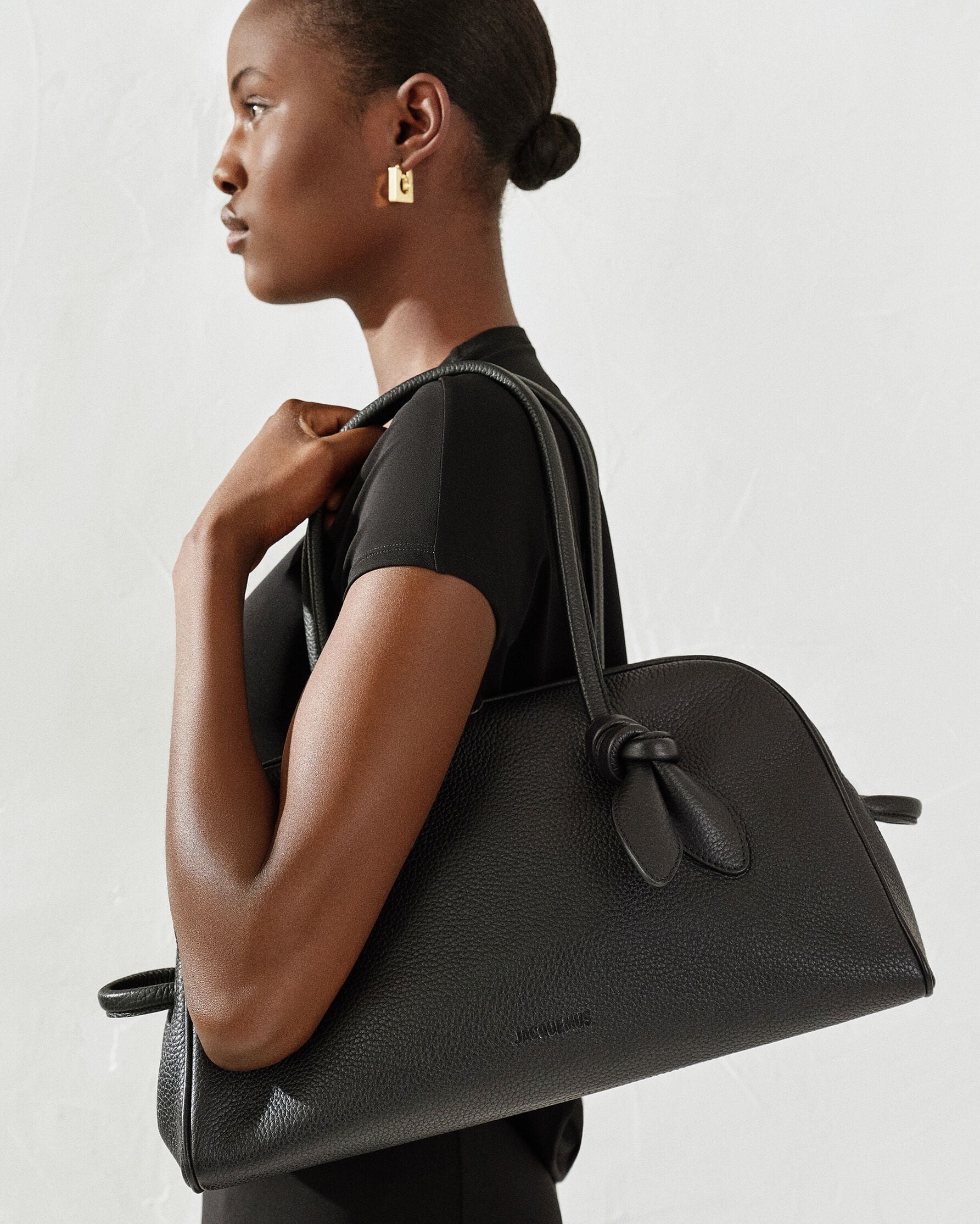 The Turismo, Black | JACQUEMUS UAE