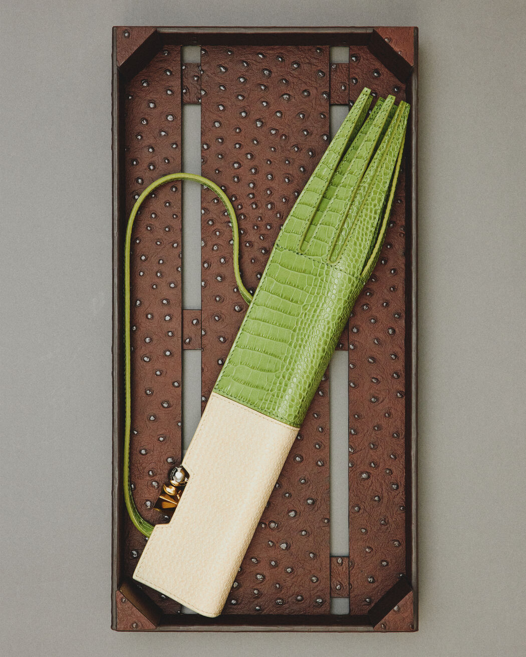 The Poireau clutch jacquemus the poireau clutch