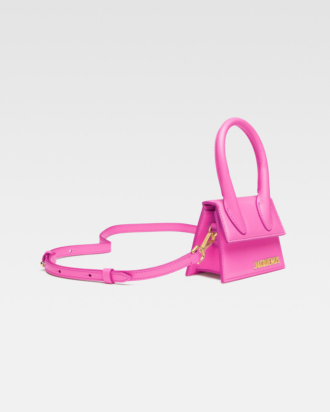 The Chiquito jacquemus the chiquito