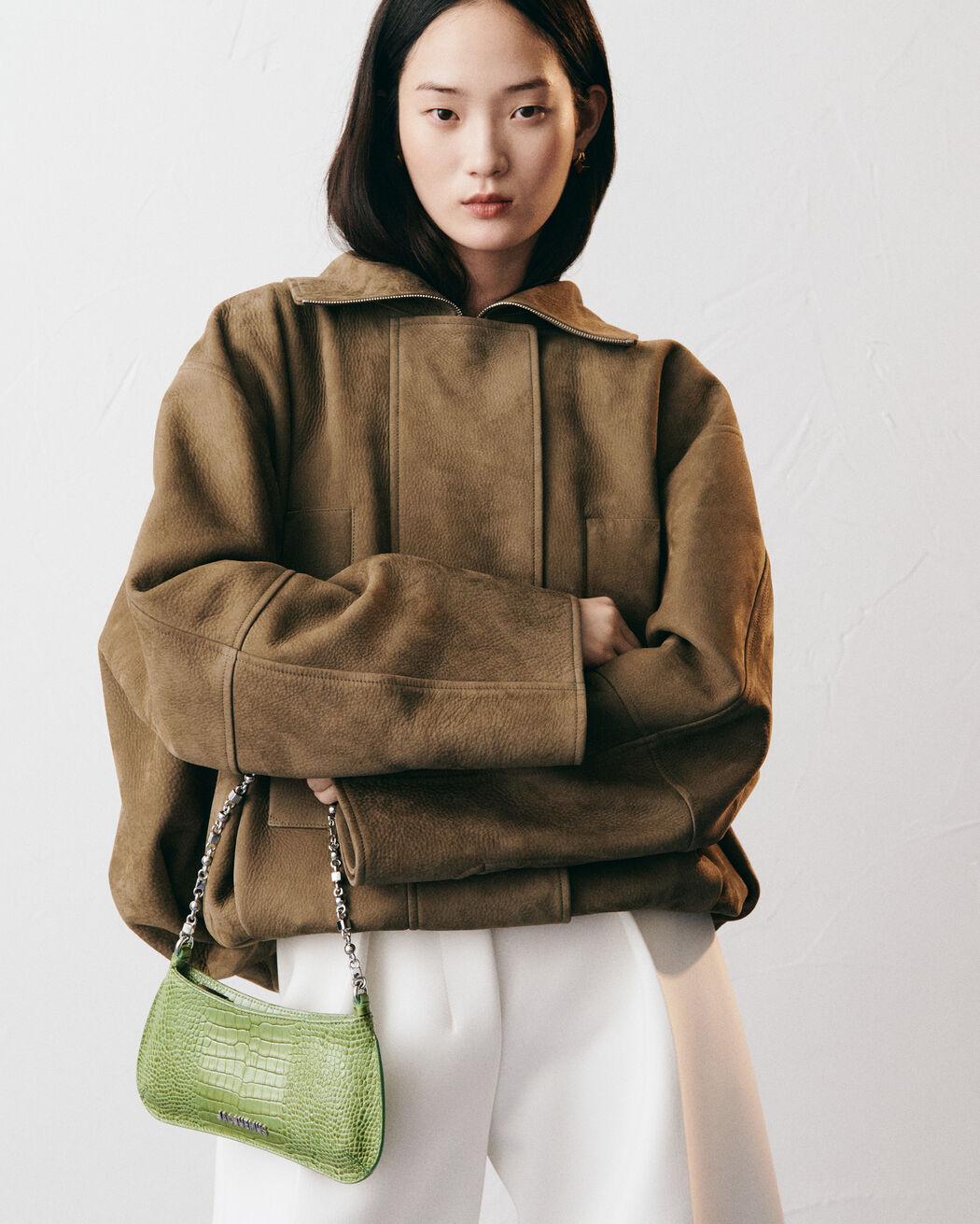 حقيبة The small Bisou Chaine jacquemus حقيبة the small bisou chaine