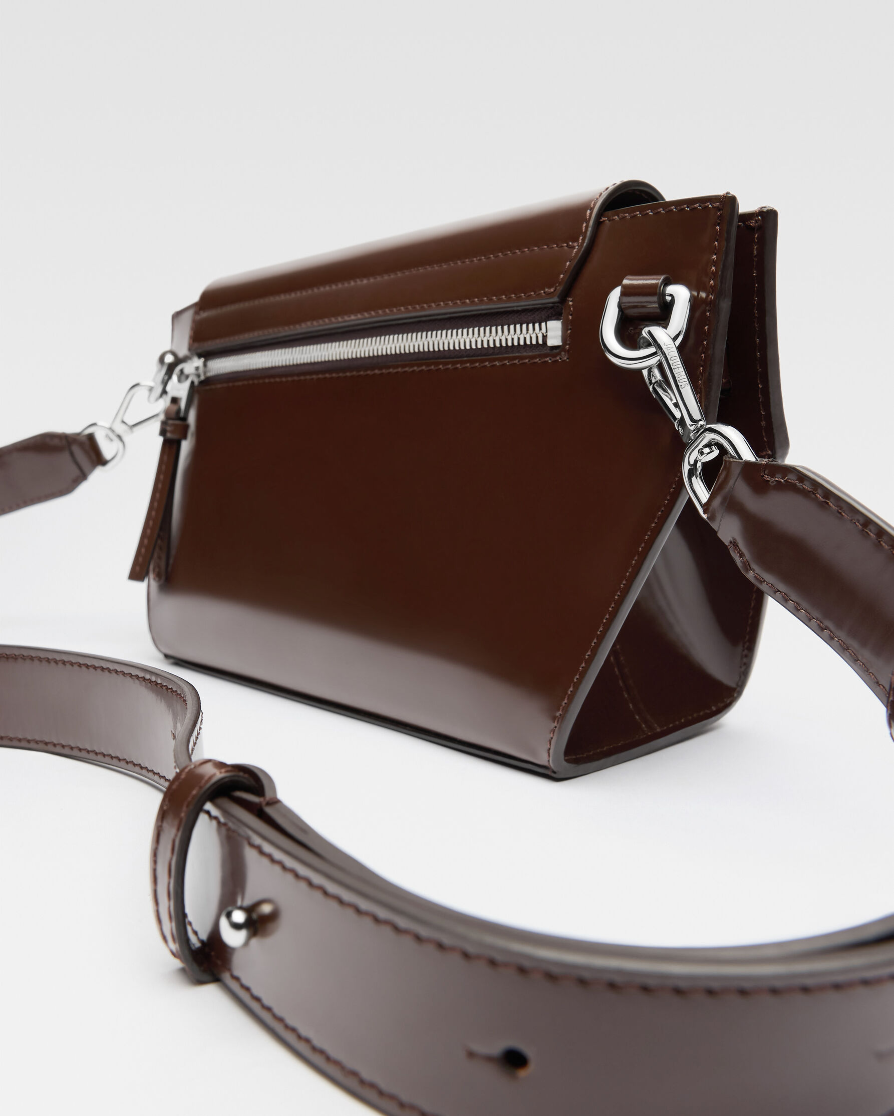 The Capri messenger bag, Midnight Brown | JACQUEMUS UAE