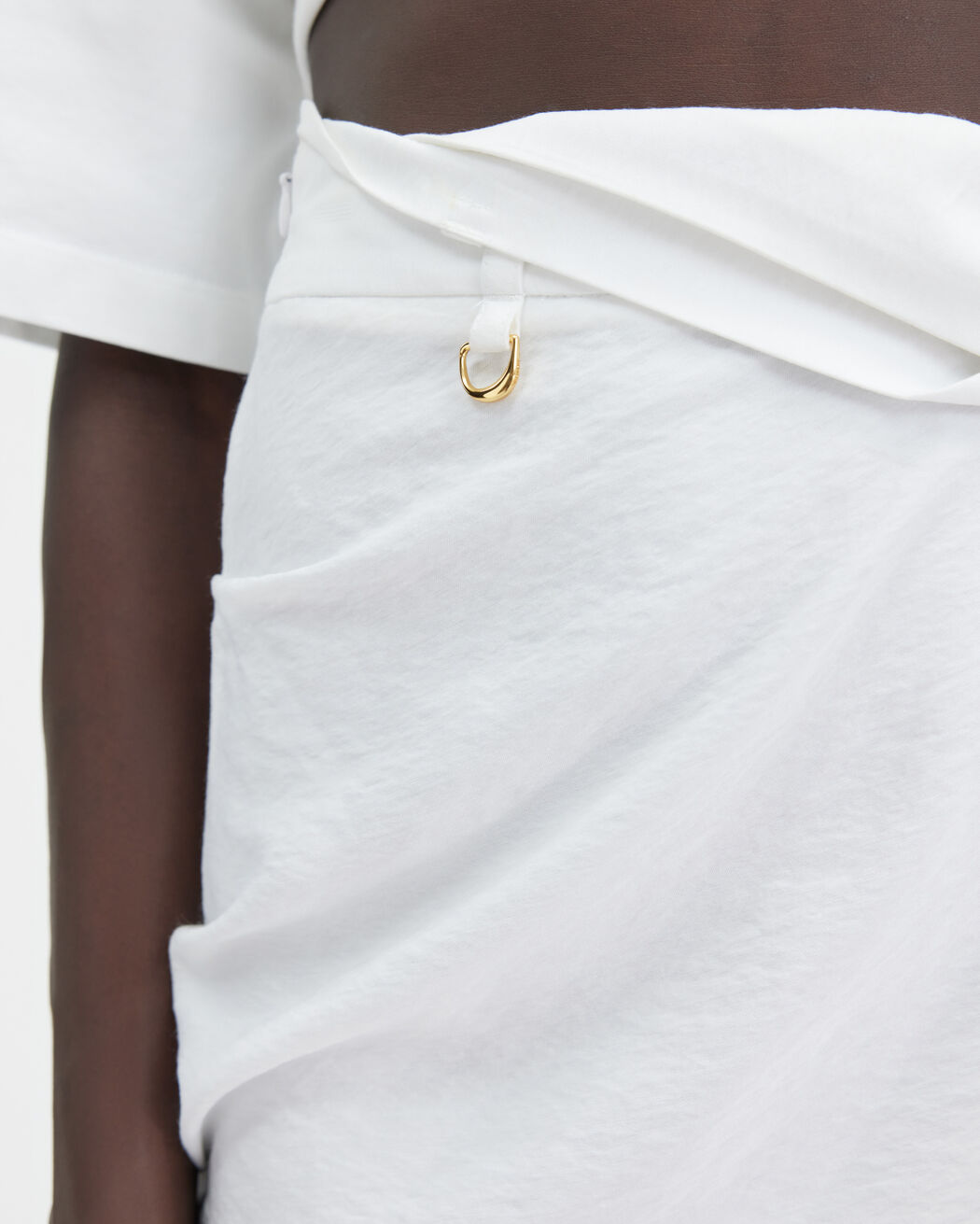 تنورة La Mini Jupe Saudade jacquemus تنورة la mini jupe saudade