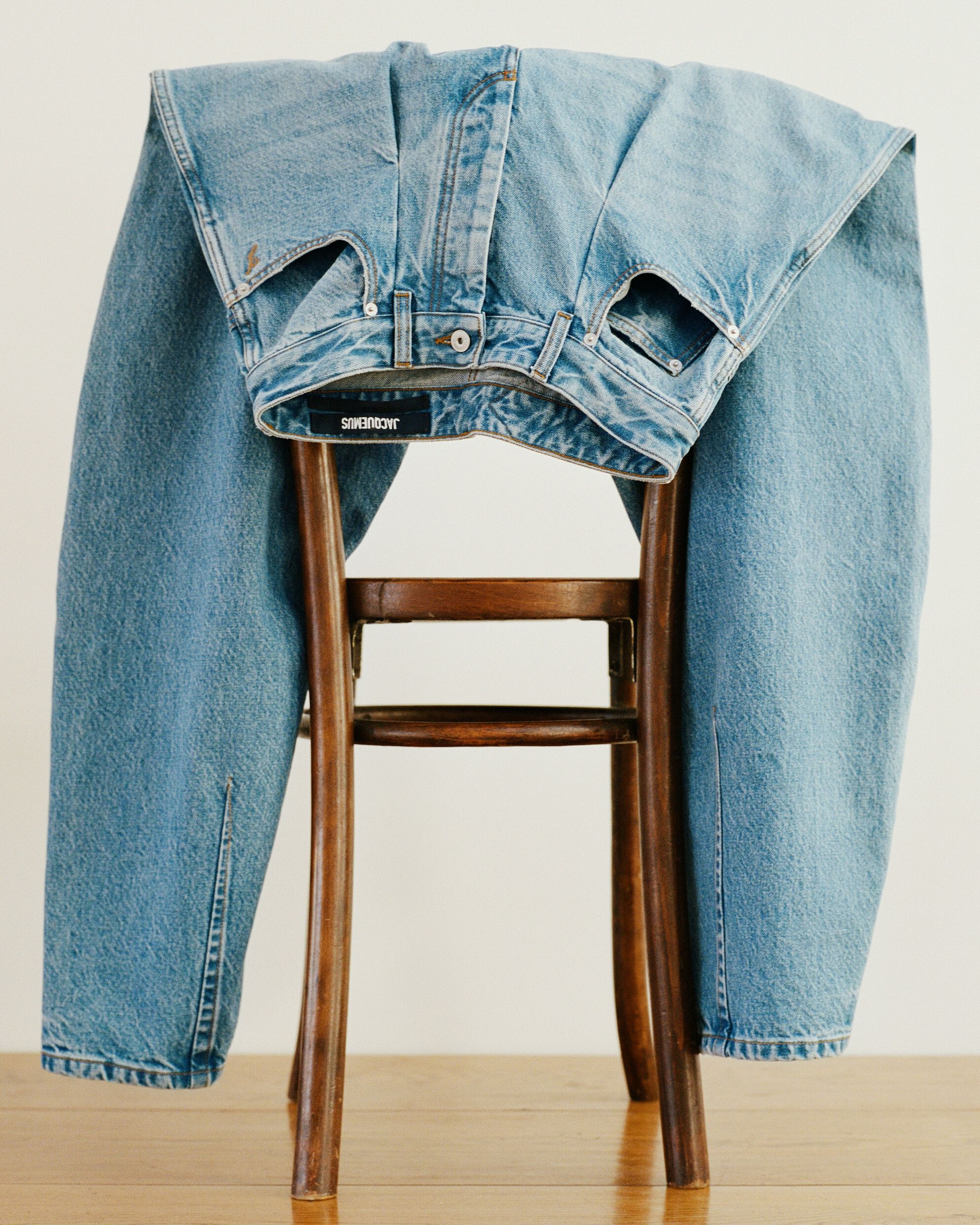 The straight de-Nîmes denim pants