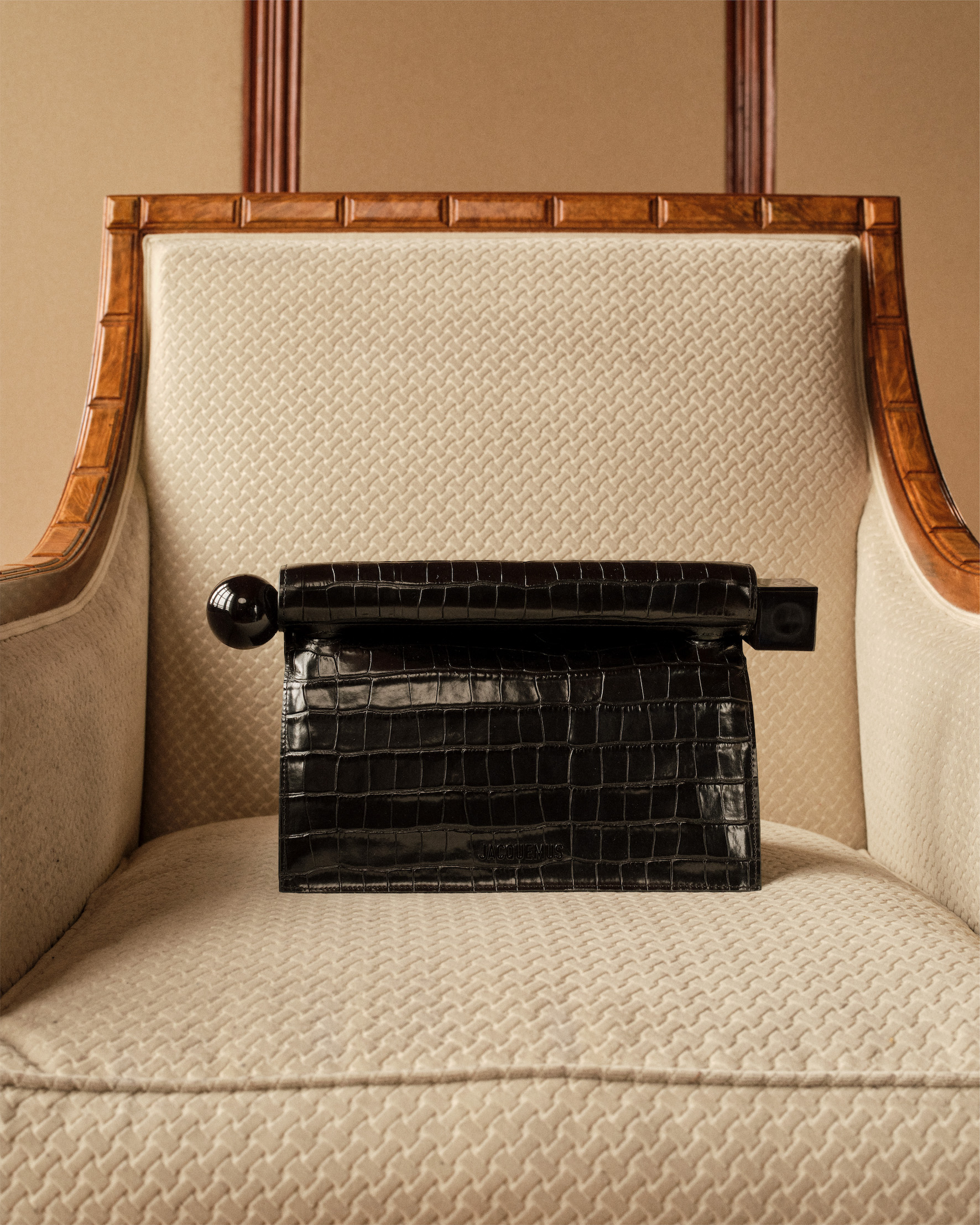 Rond Carre Clutch
