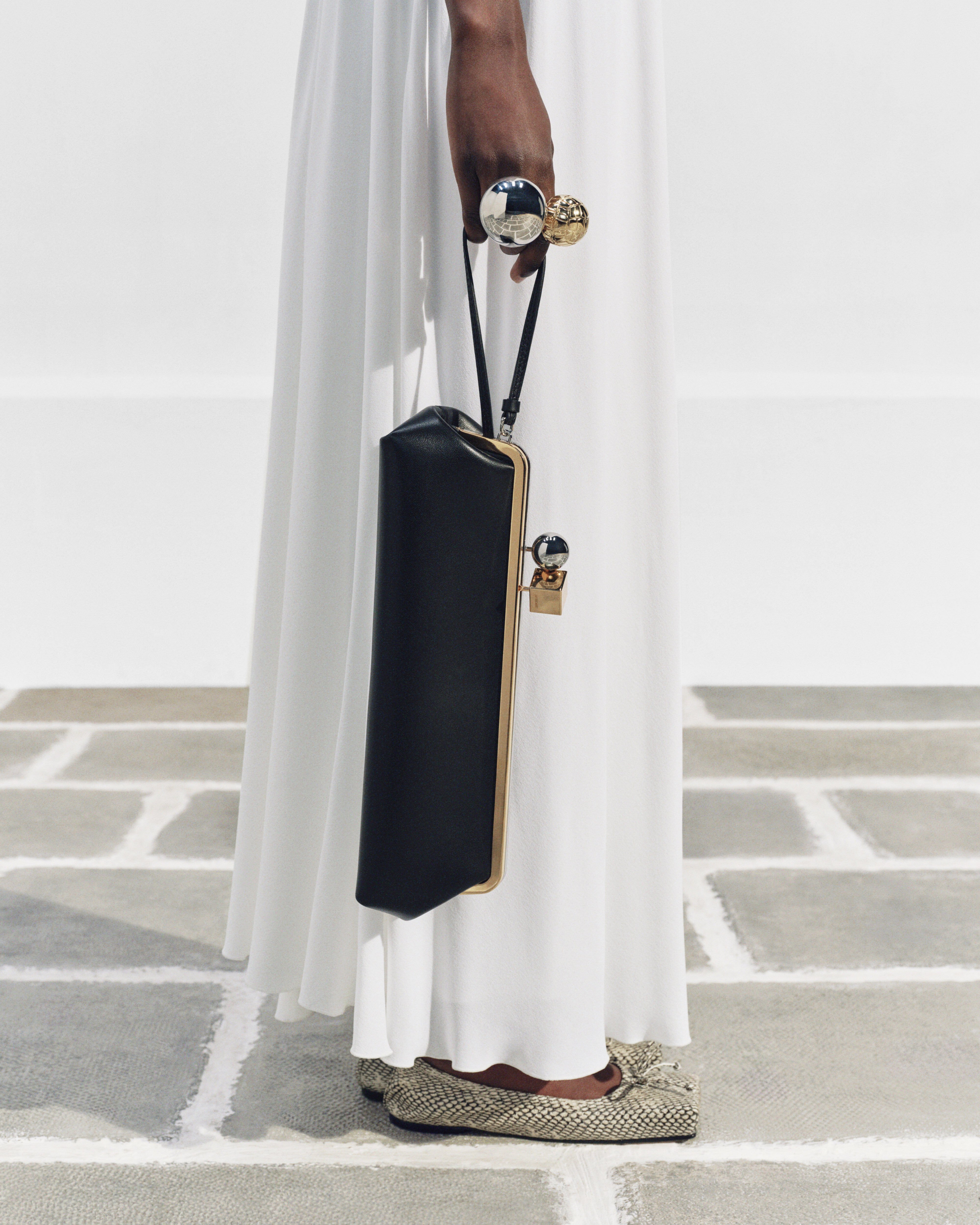 the-salon-clutch-ss25